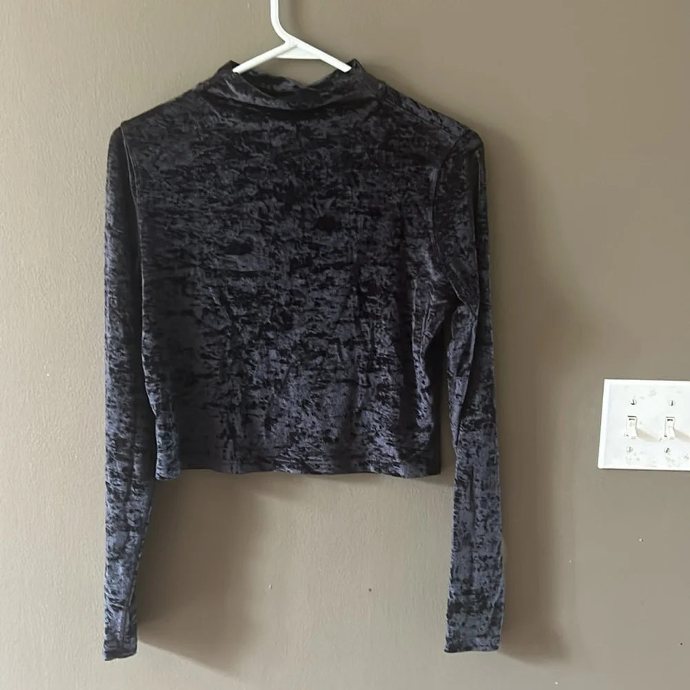 Lululemon All Aligned Mock Neck Crushed Velvet Long Sleeve Black, Size 10